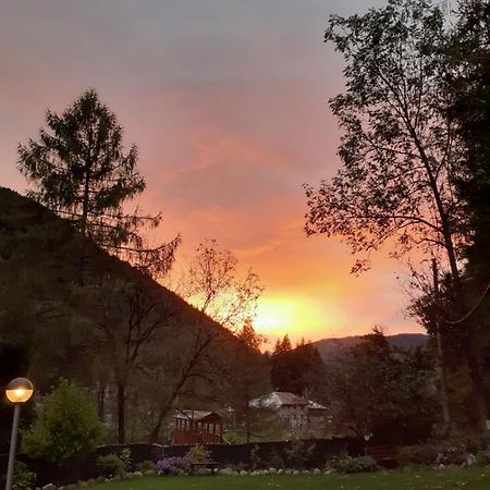 Soggiorno Vacanze Stella Alpina Temù Exteriér fotografie