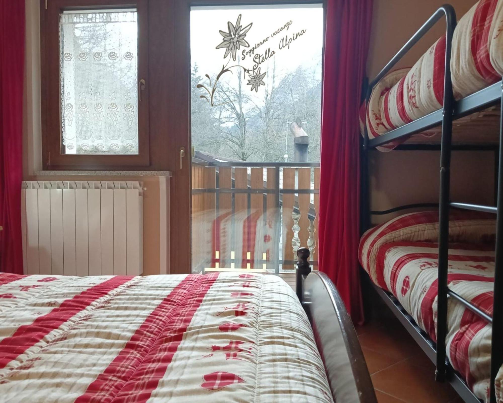 Soggiorno Vacanze Stella Alpina Temù Pokoj fotografie