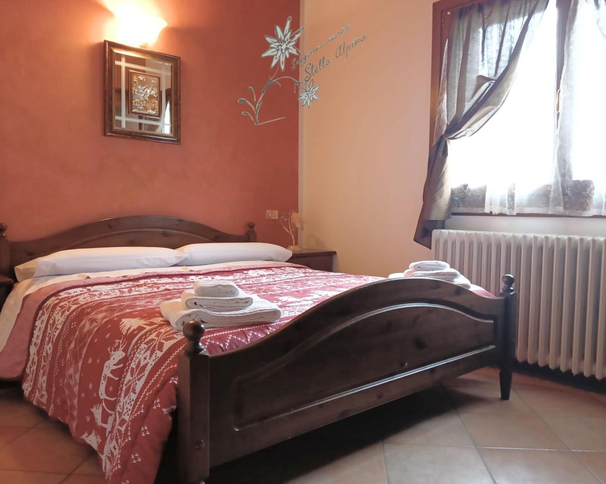 Soggiorno Vacanze Stella Alpina Temù Pokoj fotografie